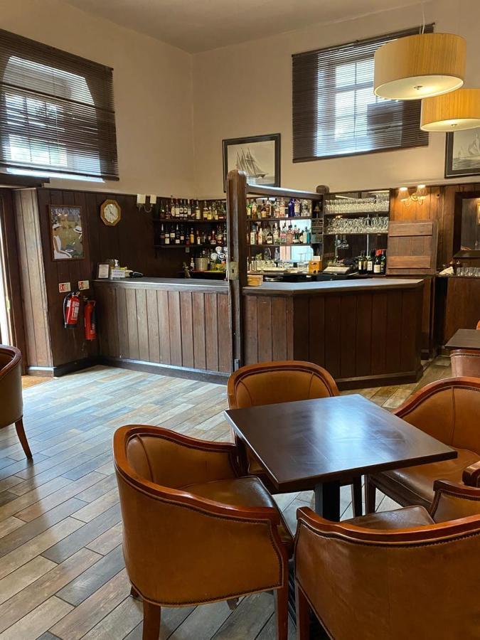 Guyers House Hotel And Restaurant Corsham Ngoại thất bức ảnh